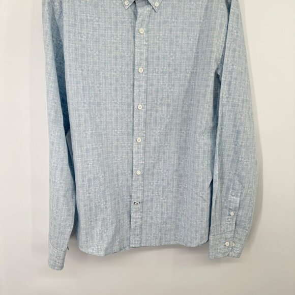 IZOD Saltwater Slim Fit Shirt size Large mens Cotton blend Blue tropical pattern - Picture 3 of 9